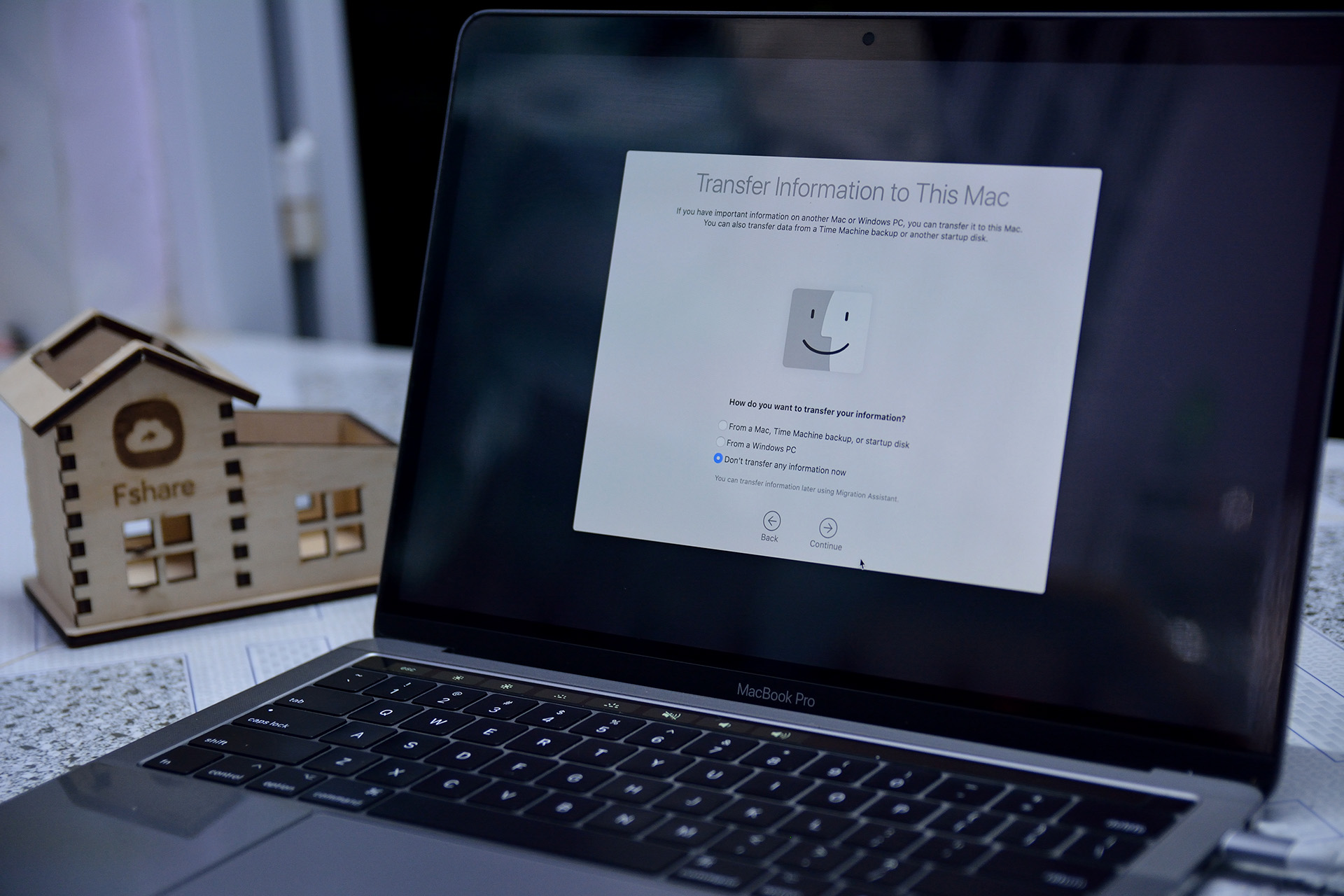 huong dan chi tiet cai macos catalita 10 15 19 1